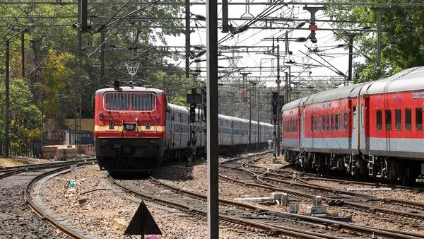 special trains for diwali and chhatha puja book tickets today1