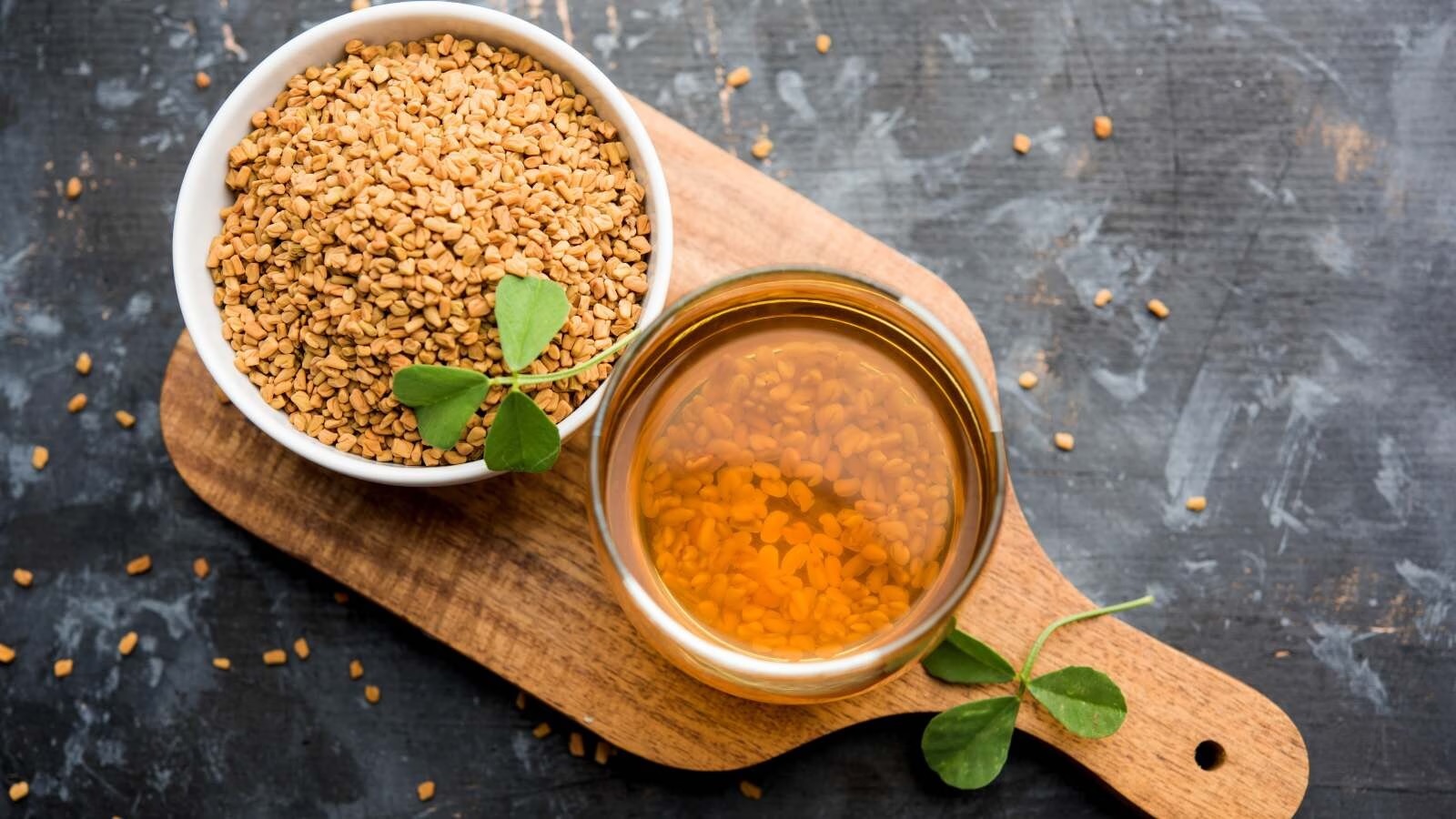 to get rid of vitamin d deficiency know how to make fenugreek seeds water methi dane ka pani pine ke fayde2