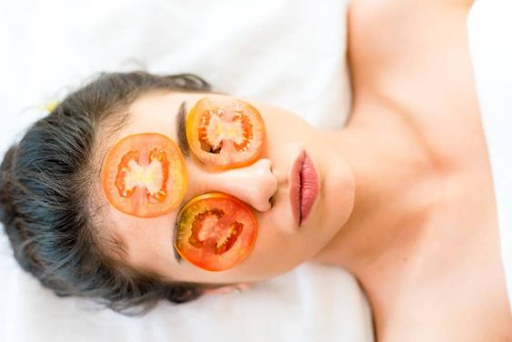 use top 5 tomato based face scrubs to reduce blemishes and enhance your face glow1