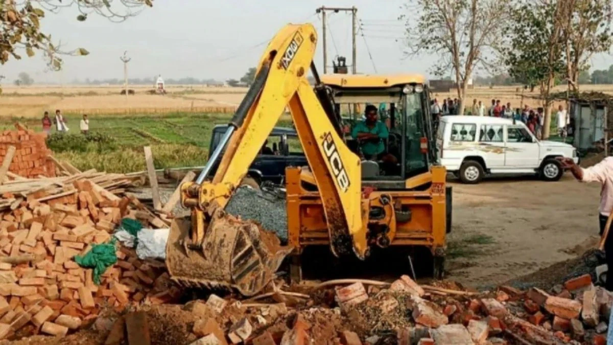 whether it is a temple or a dargah it will have to be removed from the road supreme court on bulldozer action1