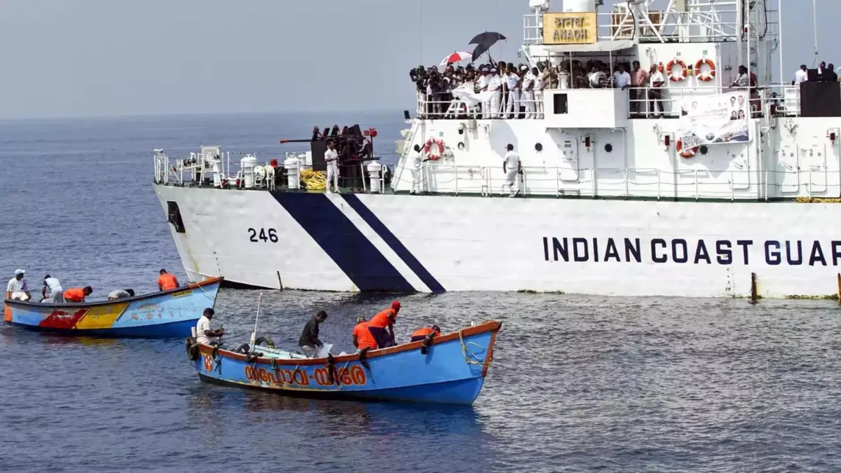 andaman nicobar ut sri vijayapuram myanmar boat 5500 kg methamphetamine drug seized indian coast guard crime1