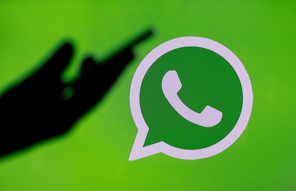 how whatsapp earn money by providing free services to users tech tips