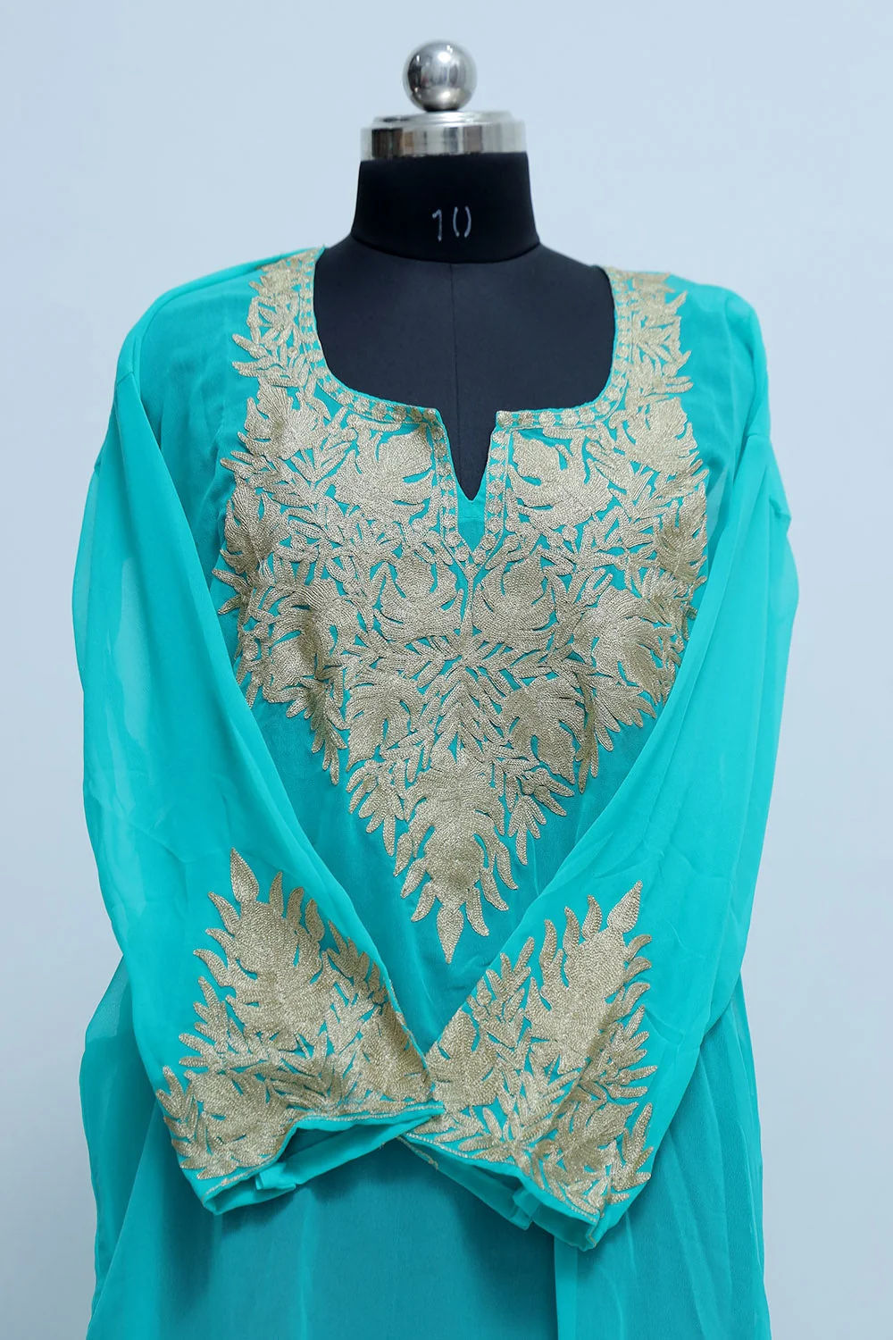 kashmiri embroidered kurti design under budget1