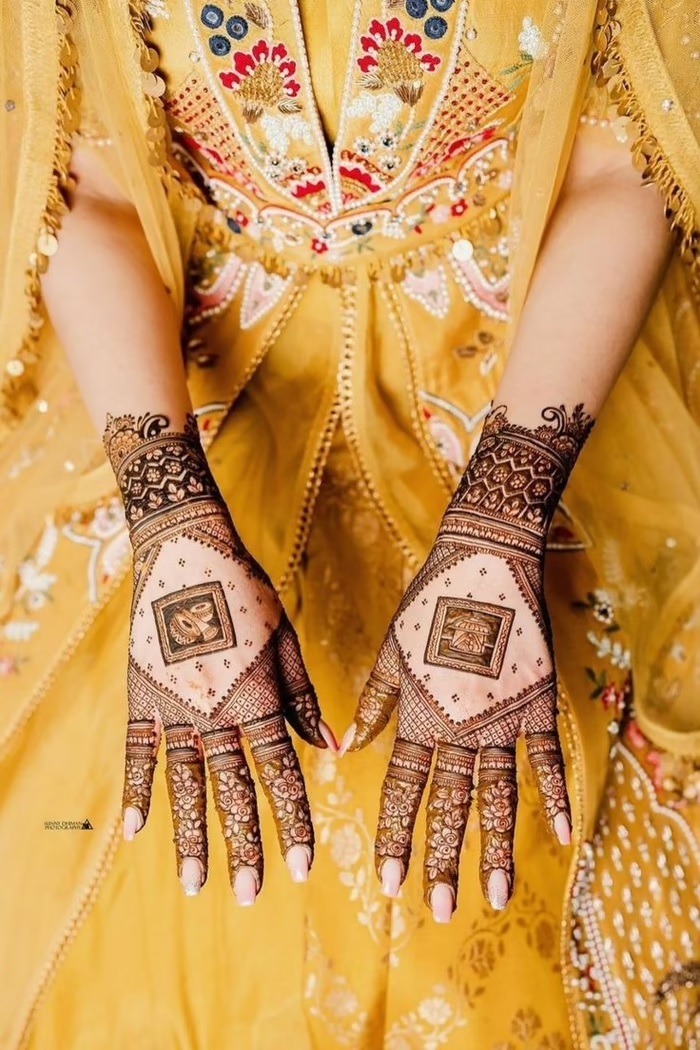 latest bridal mehndi design 2024 bollywood actress wedding mehndi design2