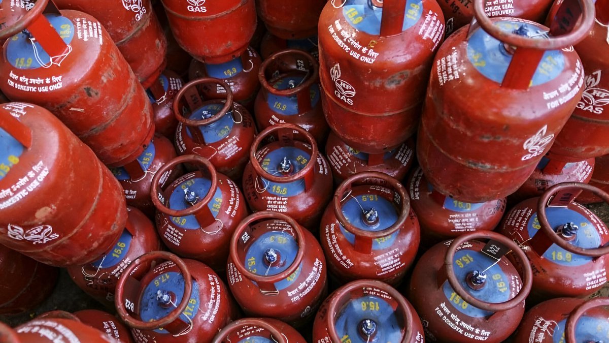 pm ujjwala yojana get 450 rs gas cylinder from ration card how to apply1