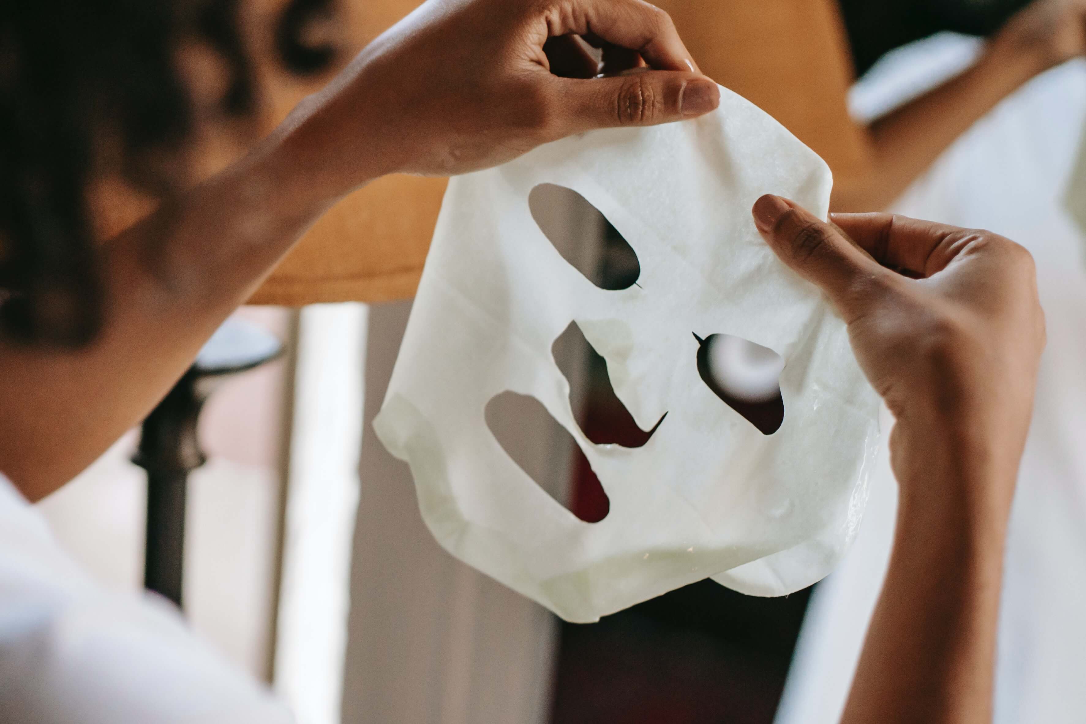 right way of using sheet mask for glowing and beautiful skin know how to choose perfect sheet mask1