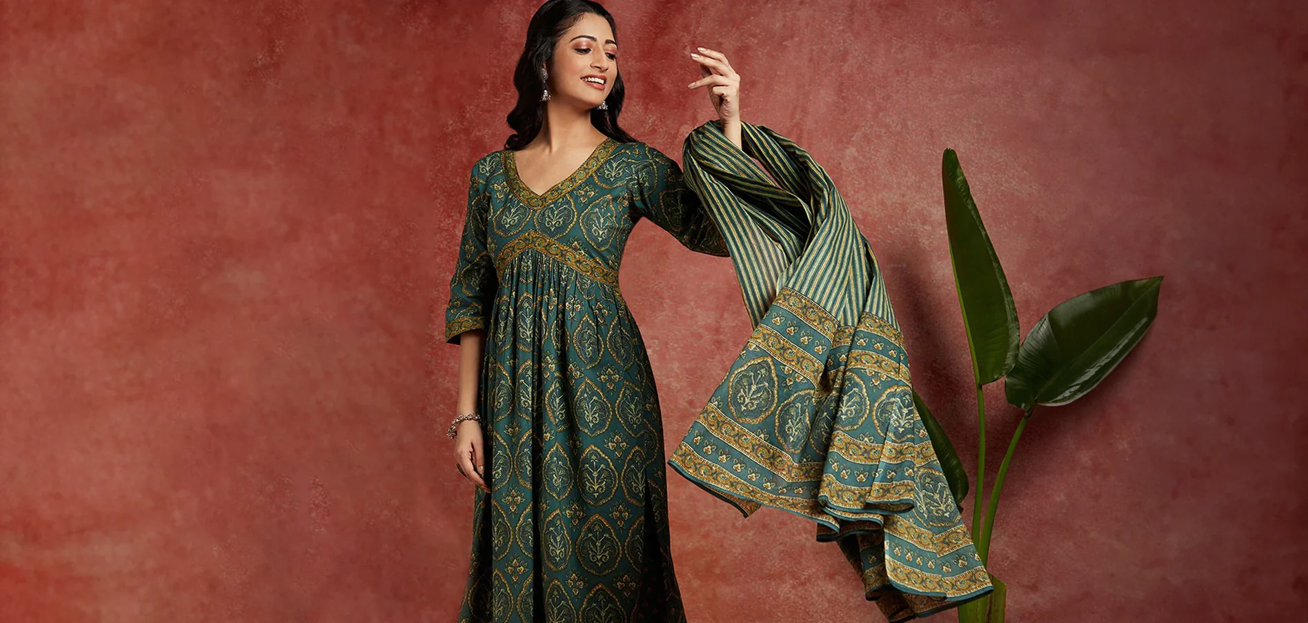 style this kurti pant set to get classy look in ethnic outfit see latest option1