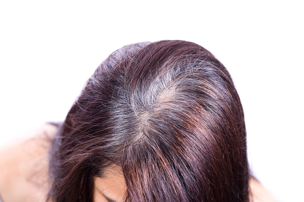 tips to hide grey hair instantly naturally at home without hair colour