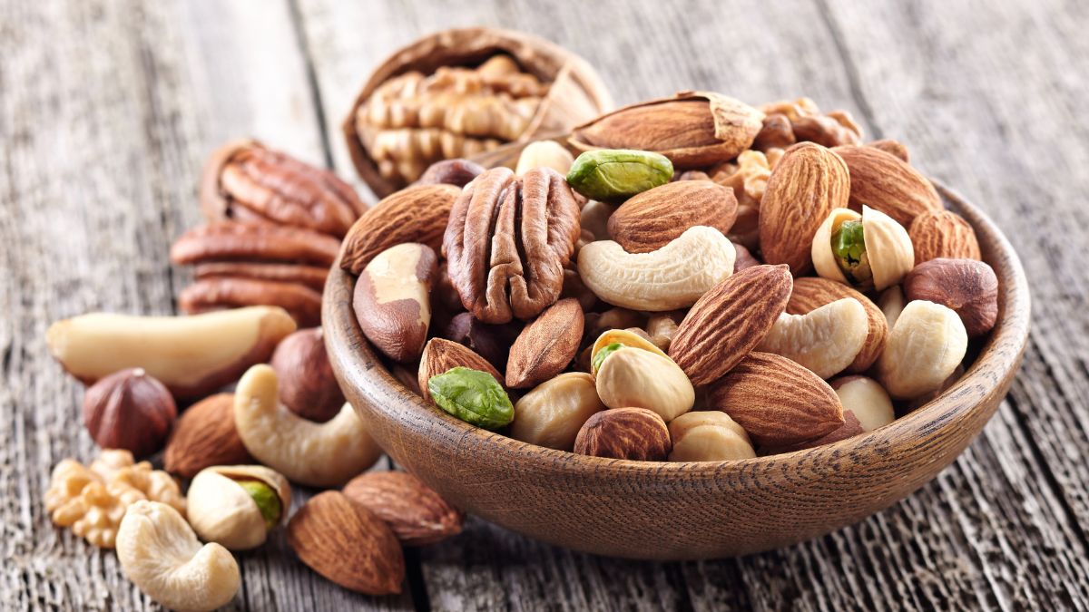 to lower high uric acid levels naturally start eating these dry fruits high uric acid1