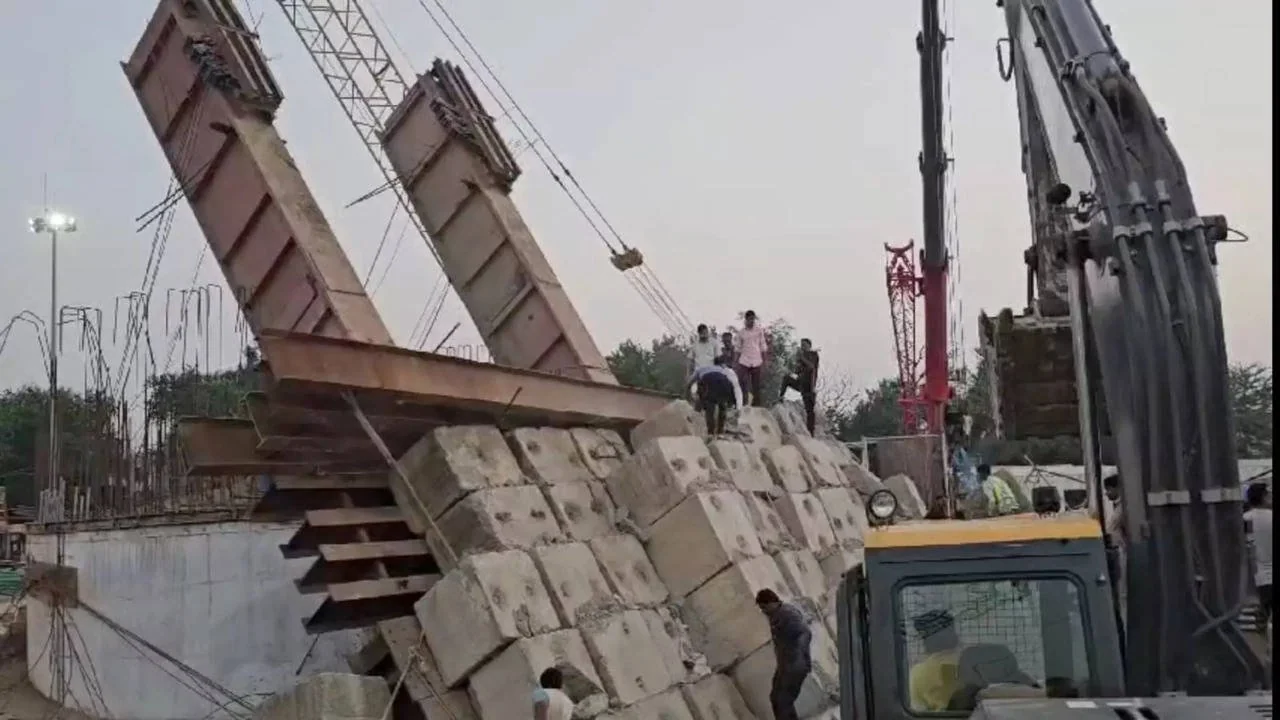 under construction bridge part of a bullet train project collapsed in anand many people are feared trapped1