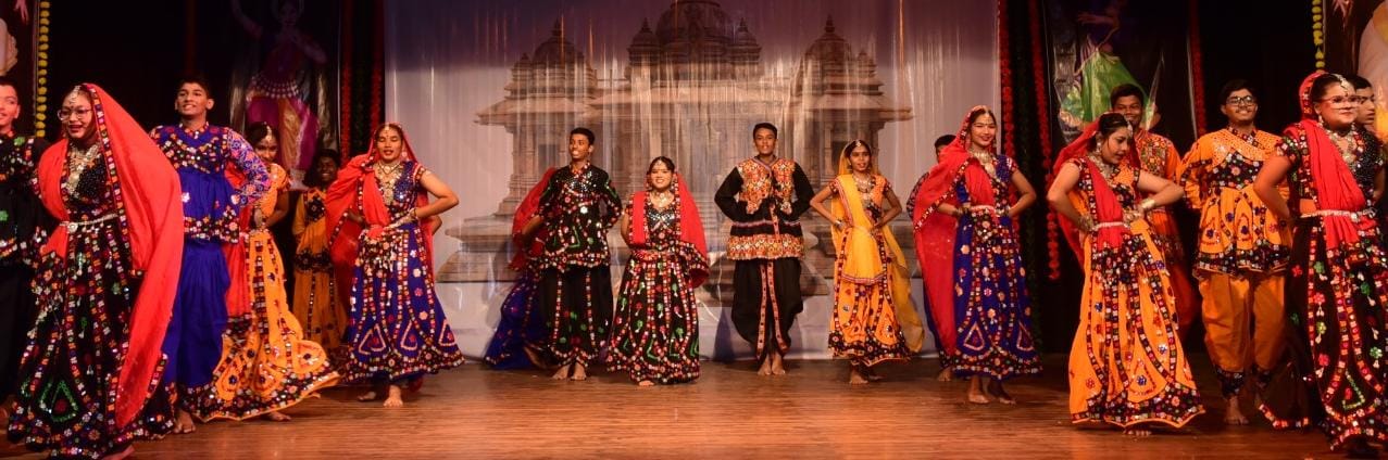 Annual Festival of Rajasthani Mahila Mandal High School concluded with great gaiety in Mumbaiwerwe