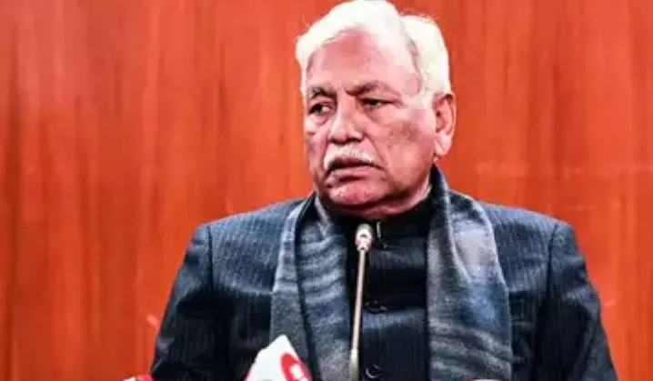 delhi assembly speaker ram niwas goel quits politics arvind kejriwal reaction2