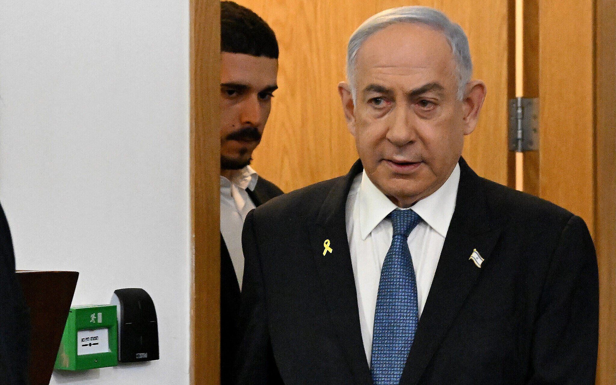 israeli pm benjamin netanyahu undergoes prostate surgery working pm gets charge