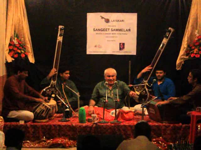 noted classical singer and harmonium artist pandit sanjay ram marathe died at the age of 681