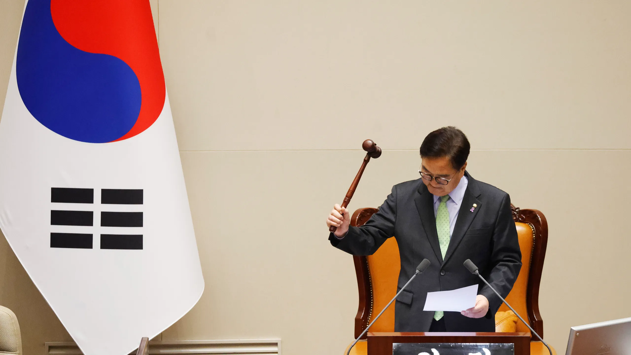 president of south korea removed from post parliament passes impeachment motion against yoon suk yol1