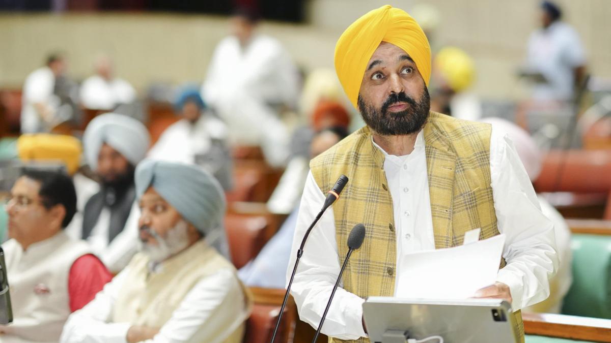 punjab cm bhagwant mann attacks pm modi over farmers protest at singhu border ewer