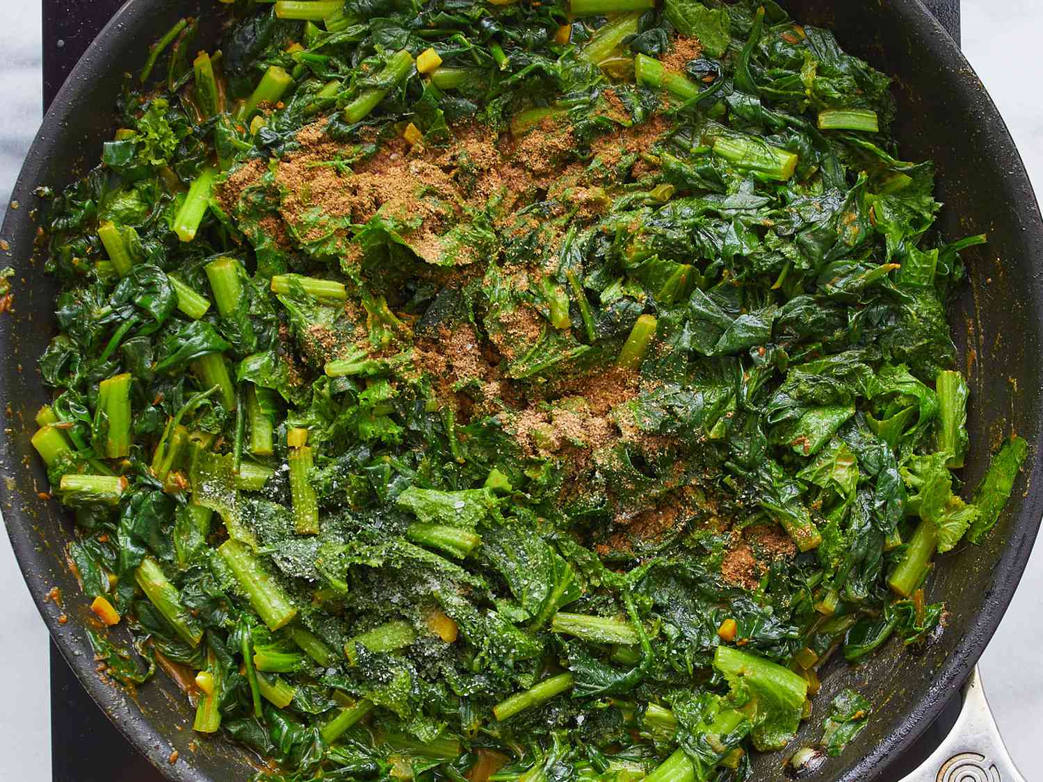 things you can add in saag while cooking to make it more tasty and healthy2