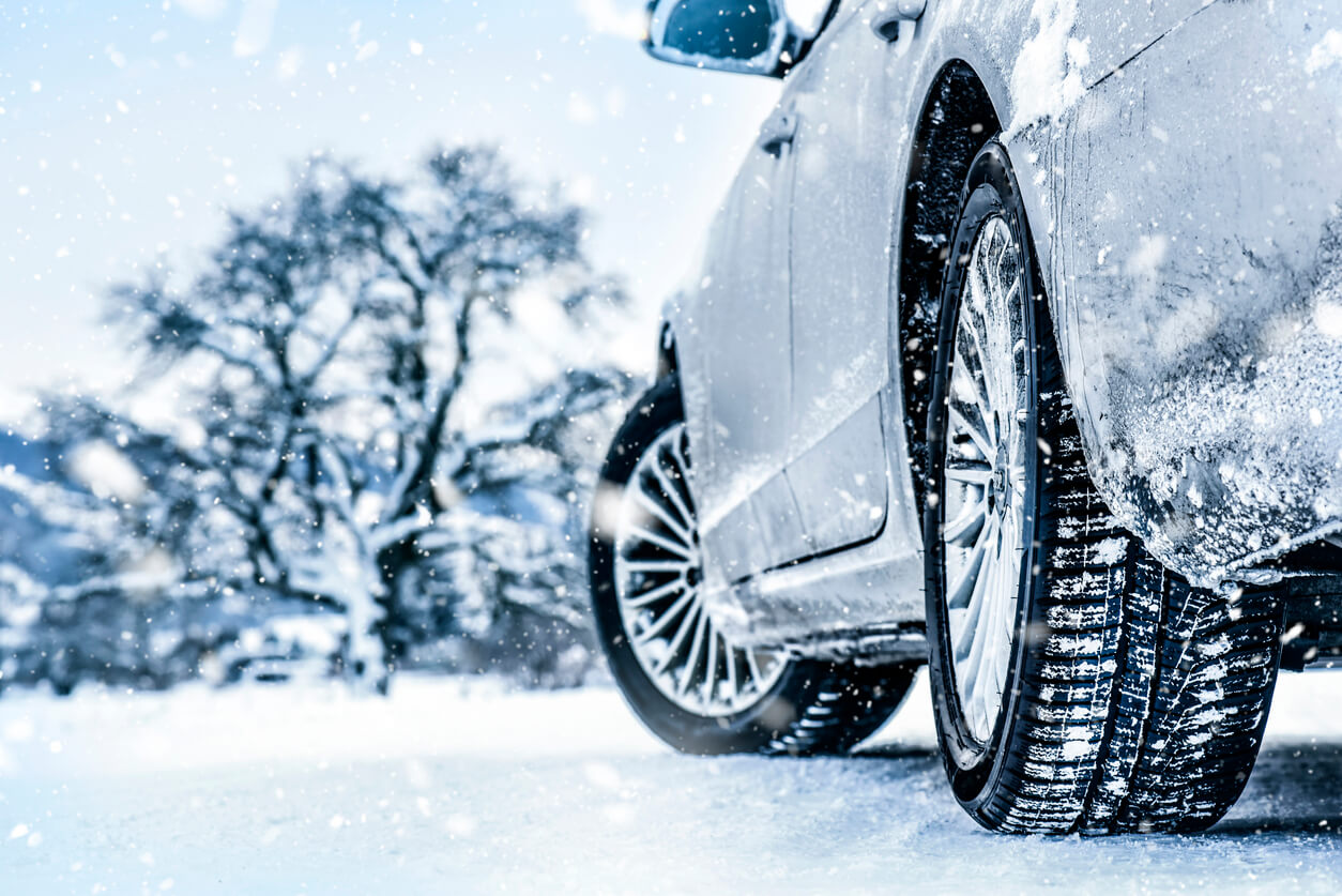 alloy wheels in winters steel rims in cold weather which is better for your car tips1