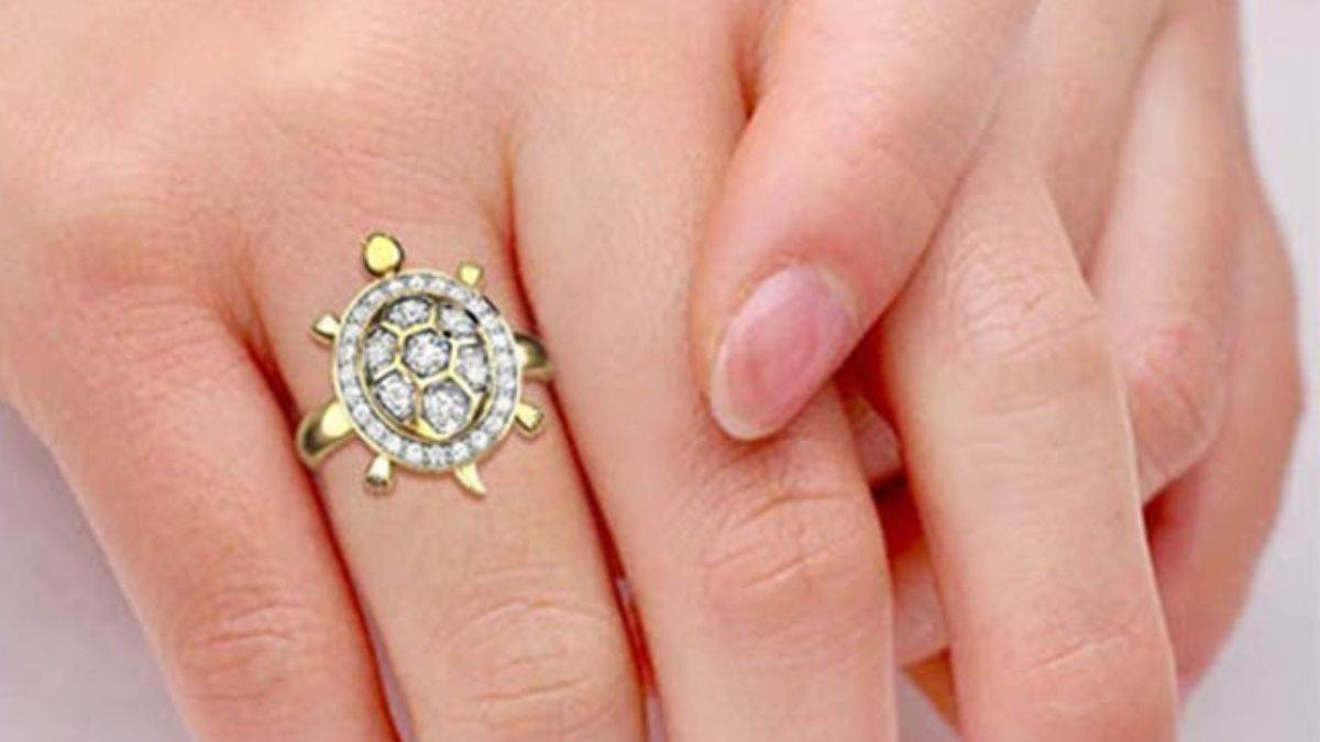 kachua ring anguthi niyam these people should not wear turtle ring bad times may start2