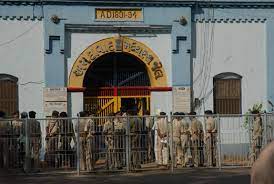 life convict escaped from sabarmati jail had gone to hospital for treatmentfewrwe