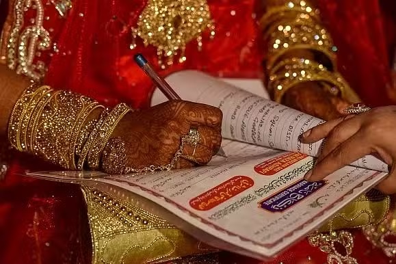 muslim youth made fake documents to marry hindu girl in surat1