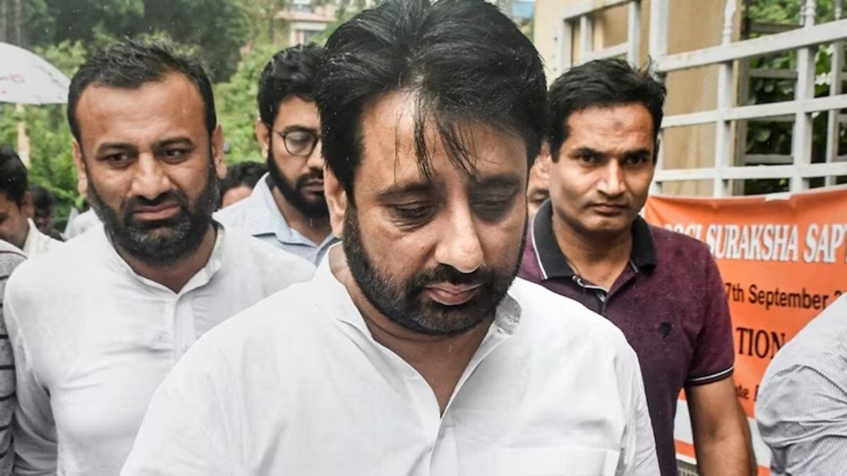 aap mla amanatullah khan fir riot charges delhi police