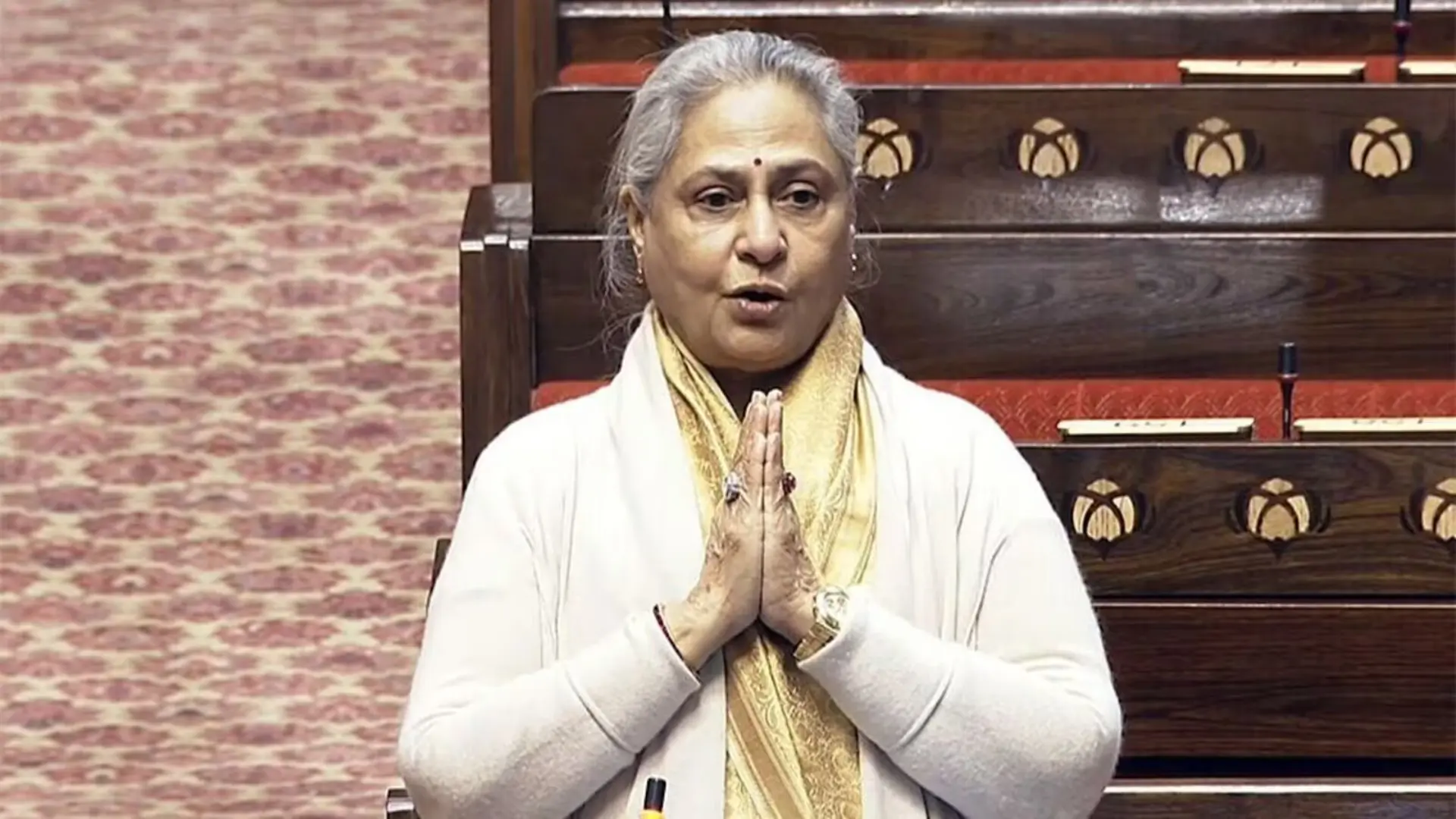 vhp demands arrest of jaya bachchan controversial statement on maha kumbhewr