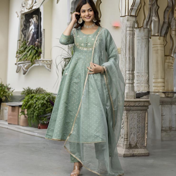 anarkali suit new designs for iftar party ramadan 2025 article3