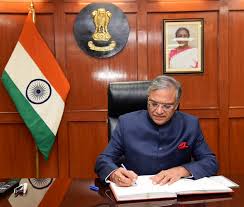 ચૂંટણી પંચનો મોટો નિર્ણય: BLOનું માનદ વેતન 6,000થી 12,000, AERO-EROને પ્રથમ વખત રકમ Election Commissions big decision BLOs honorarium from 6000 to 12000 AERO ERO to get first amount