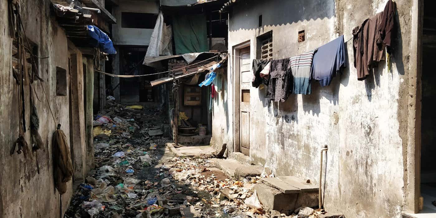 સુરત ઇન્ડસ્ટ્રીયલ વિસ્તારોમાં મજૂરોનું શોષણ અને ભ્રષ્ટ બિલ્ડિંગ વ્યવસ્થા GG 3