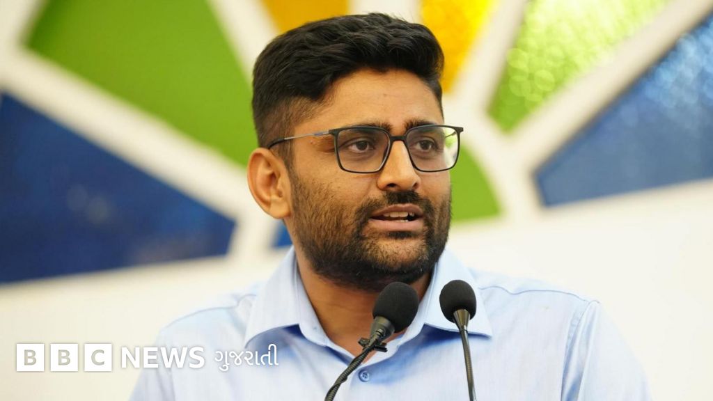 નિર્માણાધીન બ્રિજમાં હલકું મટીરીયલ વાપરાયું હોવાનો ગોપાલ ઇટાલીયાનો ફેસબુક લાઈવમાં કટાક્ષ garvi gujarat