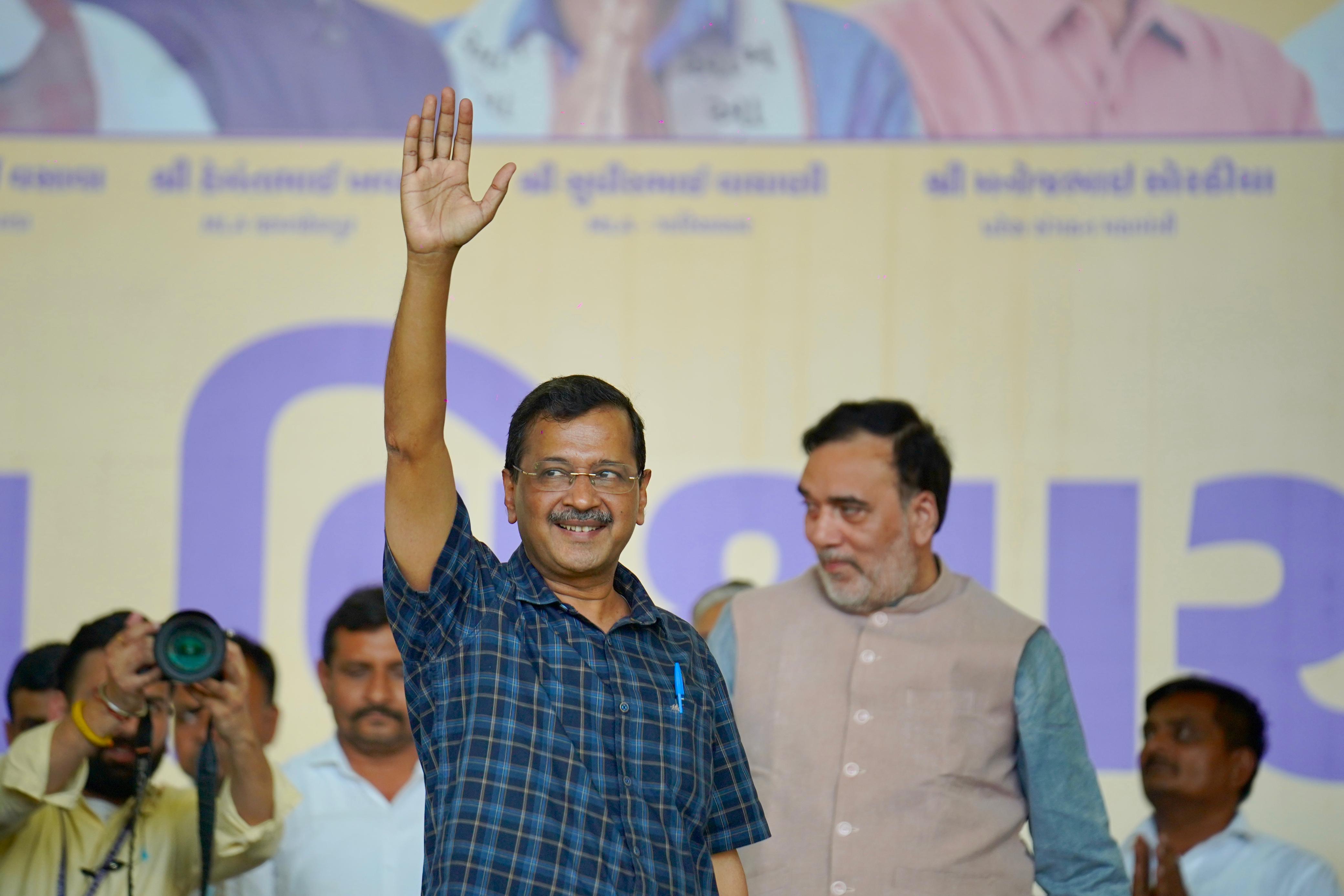 આમ આદમી પાર્ટી અમરેલીમાં ‘વિજય વિશ્વાસ સભા’ યોજી, કેજરીવાલ-ભગવંત સભામાં સંબોધન 6 GARVI GUJARAT 13 1