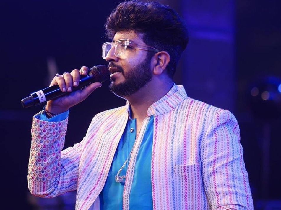 જિગરદાન ગઢવીનો મોટો નિર્ણય, ૧૦ વર્ષ બાદ પ્લેબેક સિંગિંગમાંથી નિવૃત્તિ જાહેરાત Jigardan Gadhvis big decision announces retirement from playback singing after 10 years