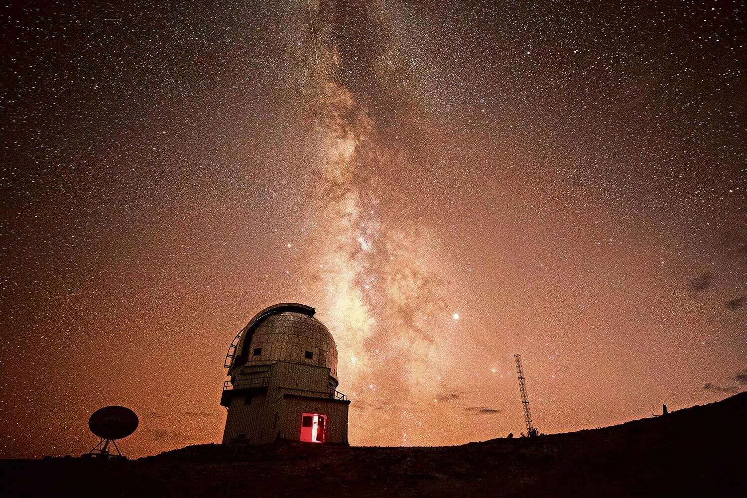 ભારતમાં લાઈટ પોલ્યુશન: લદ્દાખ હાનલેમાં માત્ર સ્કેલ ૧, શહેરોમાં આકાશ ધૂંધળું Light pollution in India Only scale 1 in Ladakh Hanle sky dim in cities