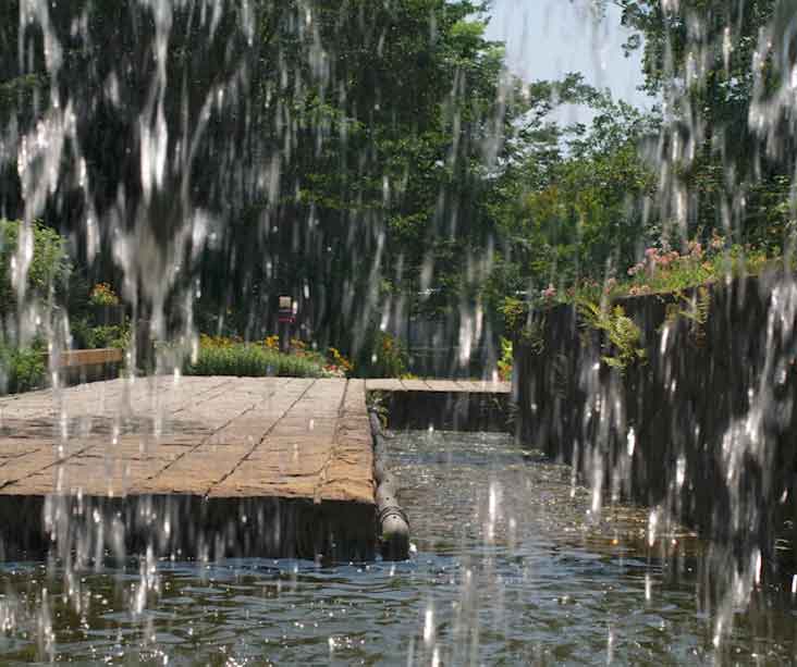 શહેરમાં ભૂગર્ભ જળસંચય માટે ચોમાસા પહેલાં ૧૦૦૦ પરકોલેટીંગ વેલ કાર્યરત કરાશે, દરેકનું ખર્ચ ૧૦ લાખ રૂપિયા 1000 percolating wells will be commissioned before the monsoon for underground water storage in the city each costing Rs 10 lakh