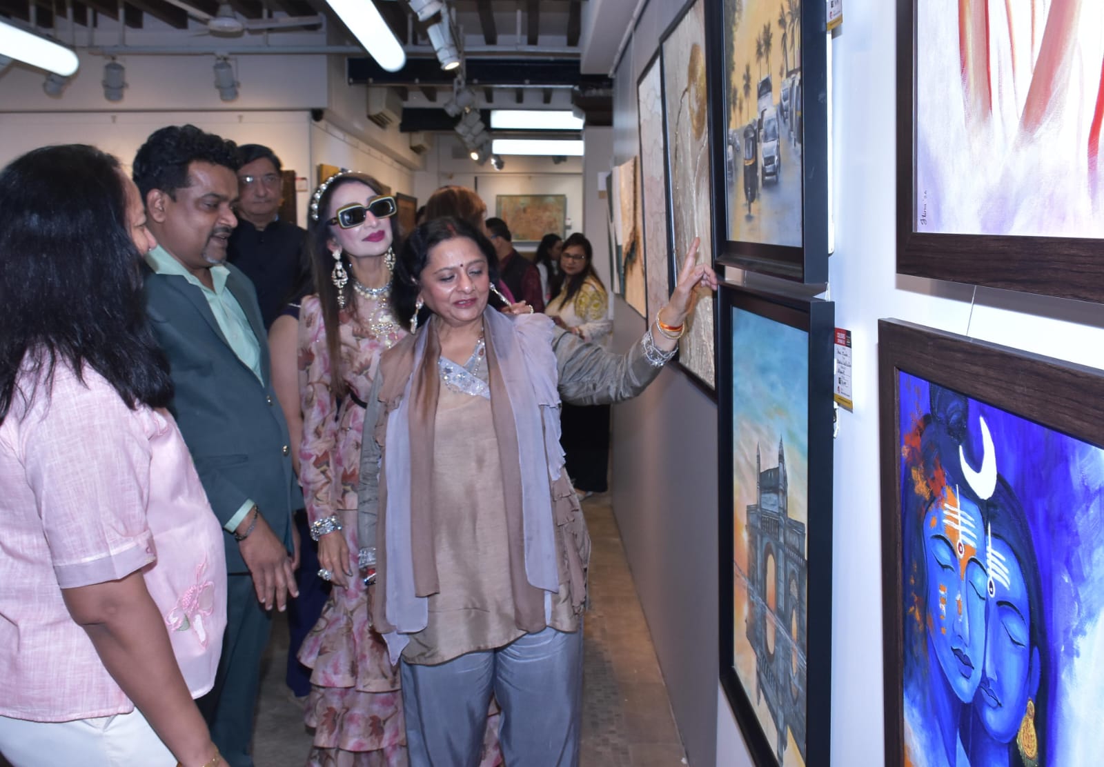 24th International Group Art Exhibition का उद्घाटन: Manju Lodha ने कला-संस्कृति को समाज का आधार बताया 1 GARVI GUJARAT 1
