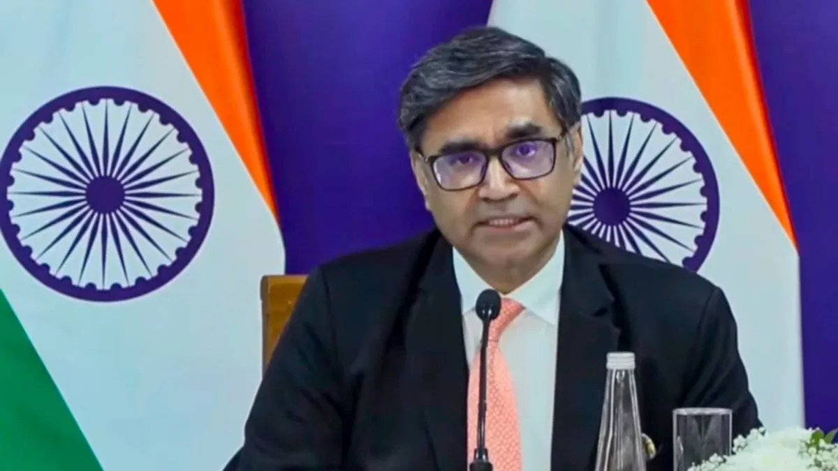 હોર્મુઝ સ્ટ્રેટ ખોલવા ભારતનું સશક્ત વલણ, નાવિકોના જીવનના નુકસાન પર ભાર Indias strong stance to open the Strait of Hormuz emphasis on the loss of lives of sailors