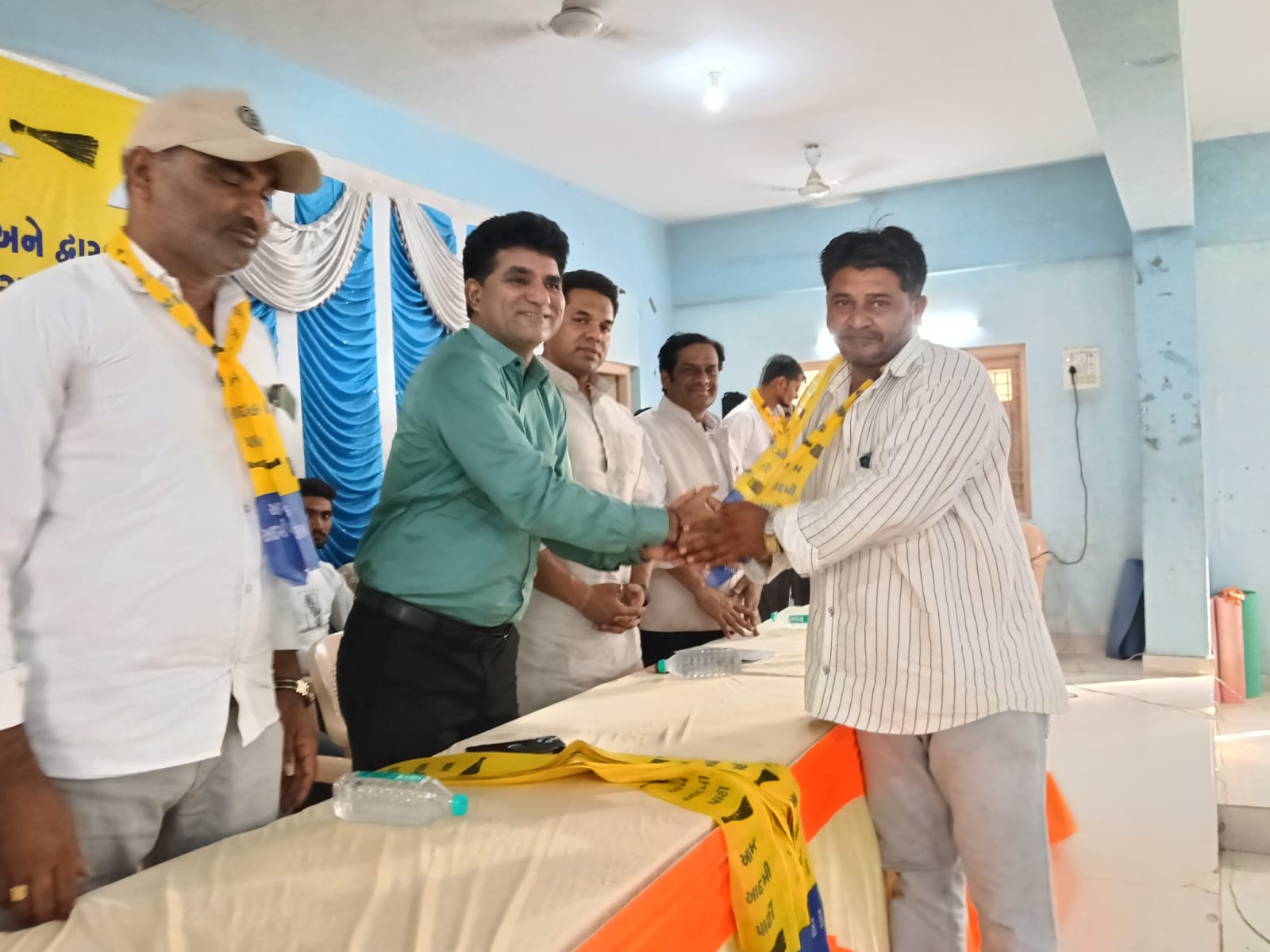 GARVI GUJARAT 6 4